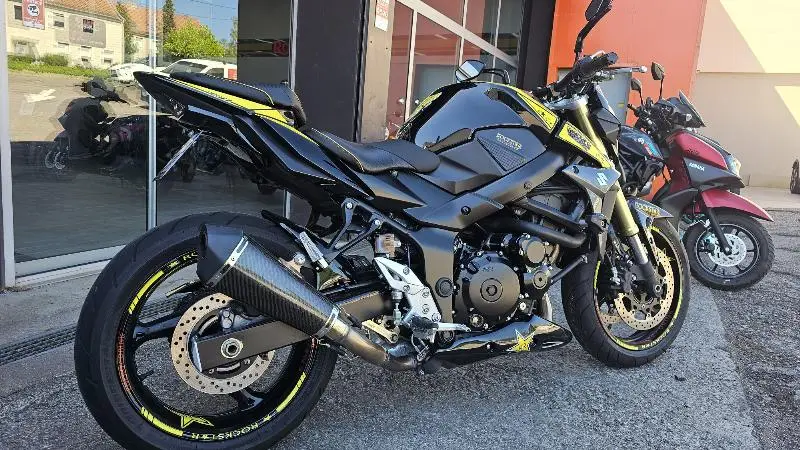 GSR 750