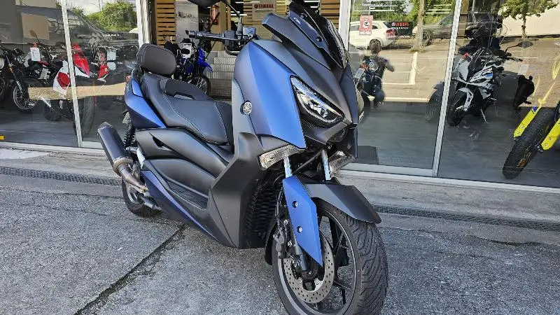 XMAX 125