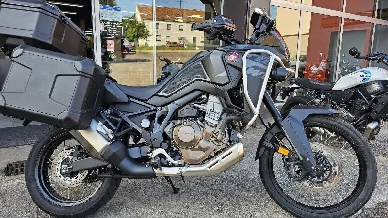 CRF 1100  L AFRICA TWIN