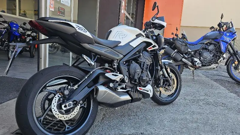 STREET TRIPLE 765 R