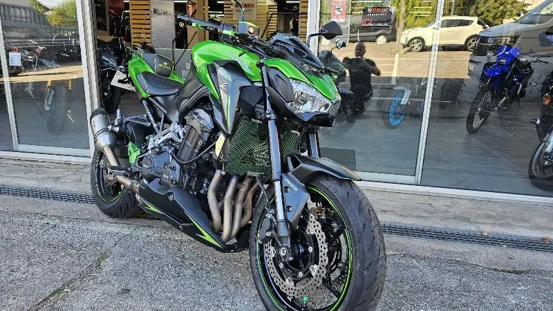 Z 900