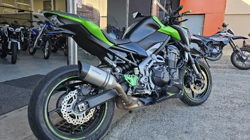 Z 900