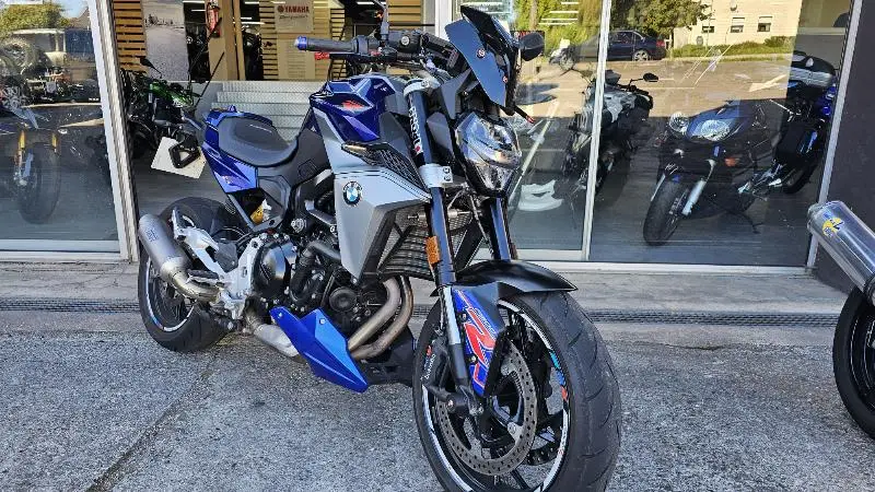 F 900 R