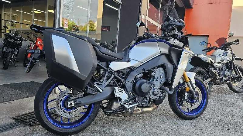 TRACER 9 GT