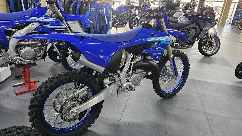 YZ 125