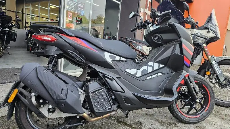 SR 125 GT REPLICA