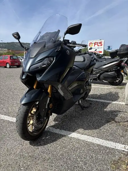 XP TMAX 560 TECH MAX