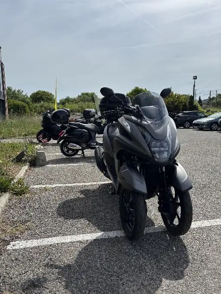 TRICITY 125