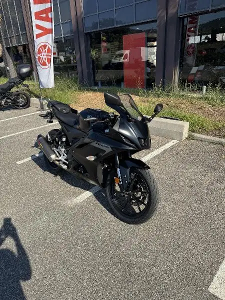 YZFR 125