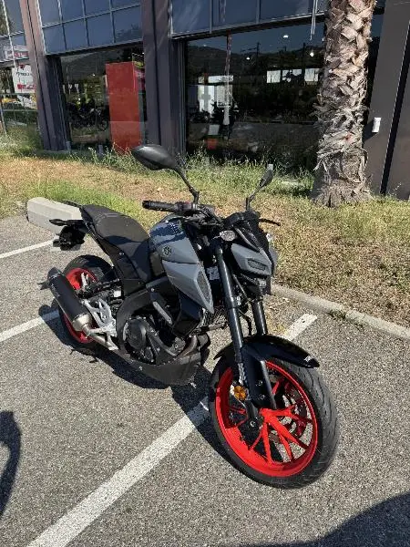 MT125 ABS 2021