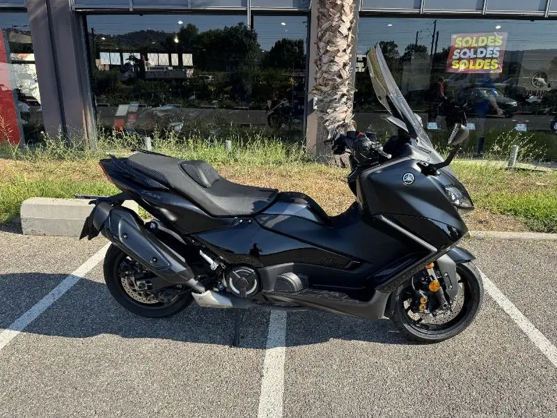 XP TMAX 560 TECH MAX