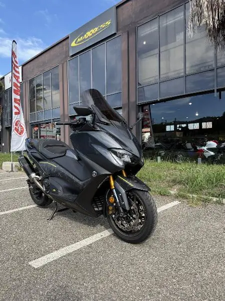 XP TMAX 560 TECH MAX