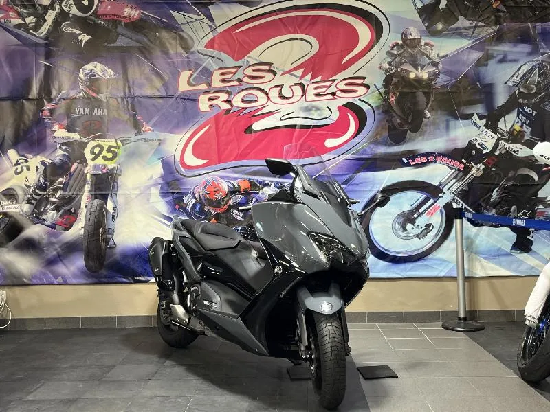 XP TMAX 560 TECH MAX