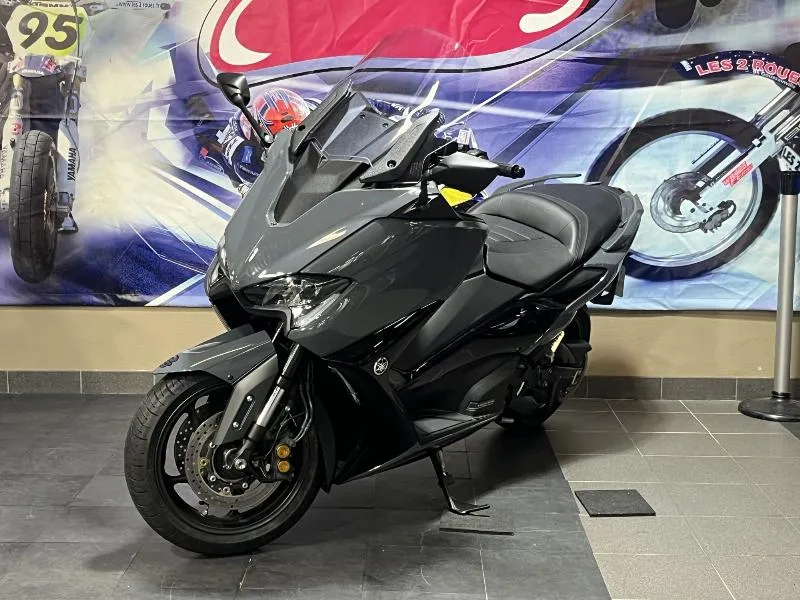 XP TMAX 560 TECH MAX