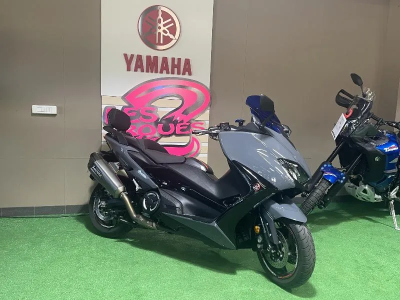 XP TMAX 560 TECH MAX