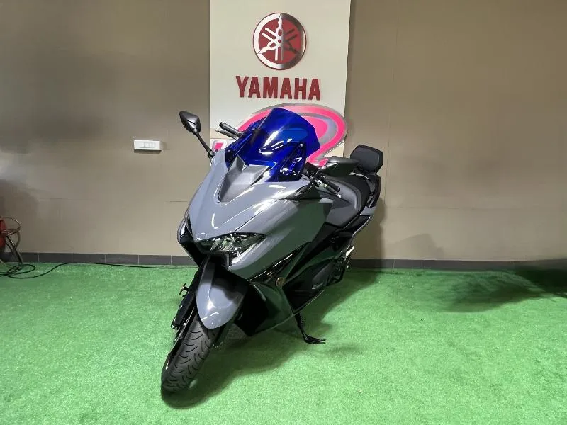 XP TMAX 560 TECH MAX