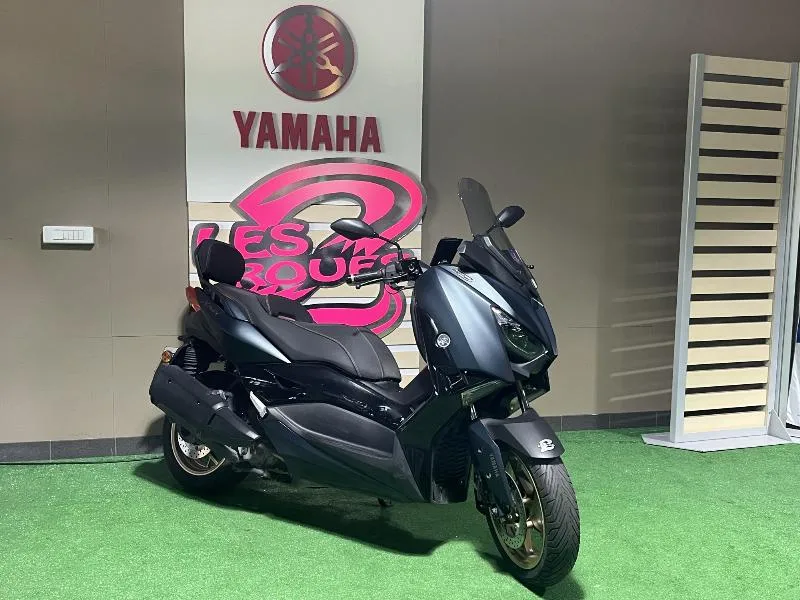 XMAX 300 Tech Max