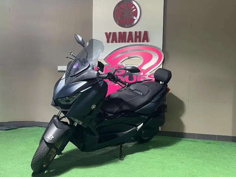 XMAX 300 Tech Max