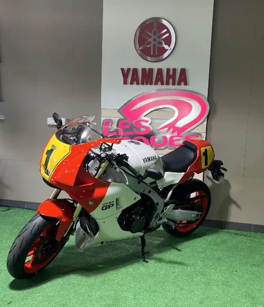 XSR 900 GP