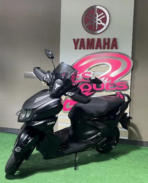 RayZR 125
