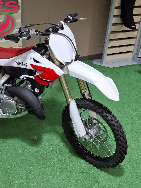 YZ 125
