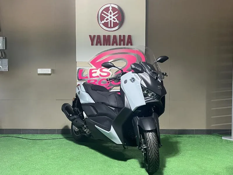 XMAX 300 TECH MAX 