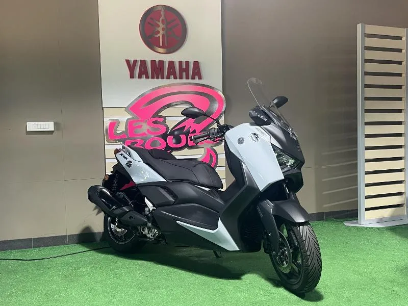 XMAX 300 TECH MAX 