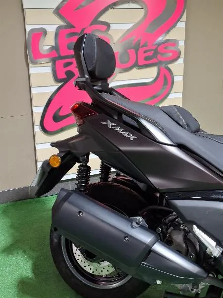 XMAX 300 Tech Max