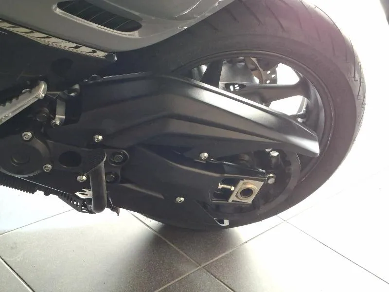 XP TMAX 560