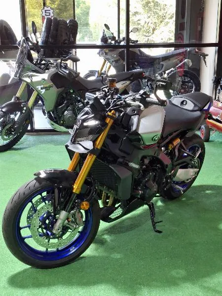 MT09 SP