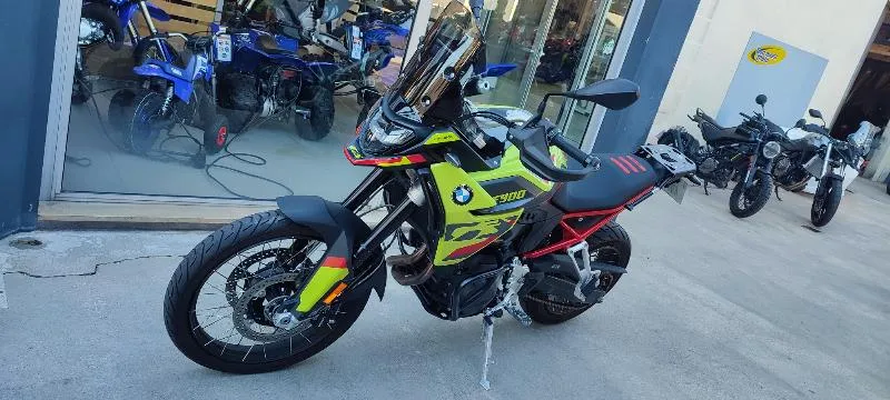F 900 GS