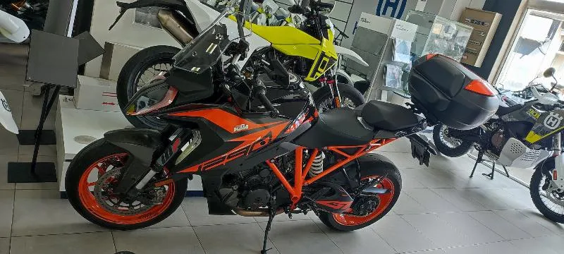 1290 SUPER DUKE GT