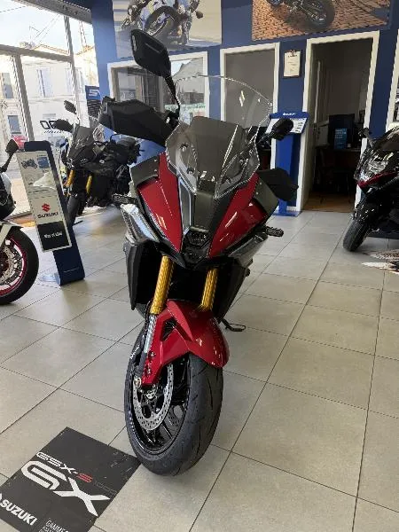 GSXS 1000 GX