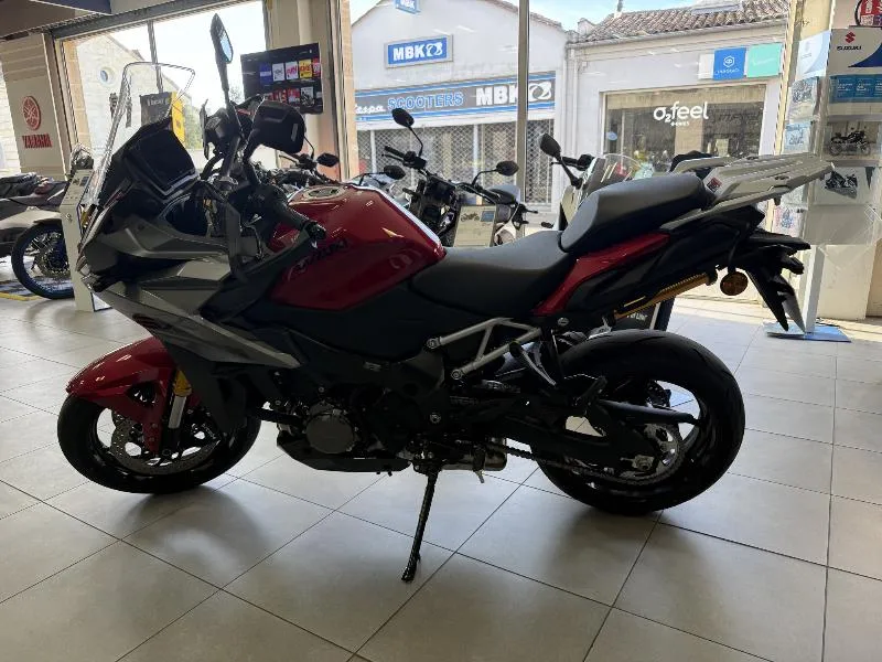 GSXS 1000 GX