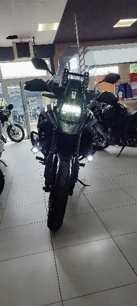 DL VSTROM 1050XT