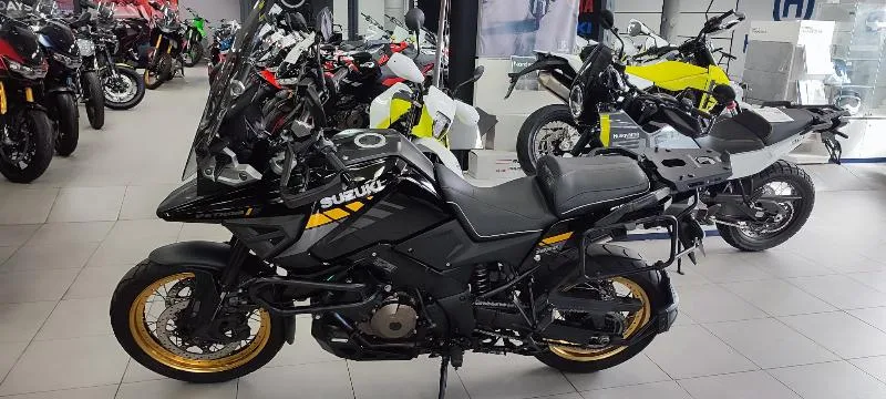 DL VSTROM 1050XT