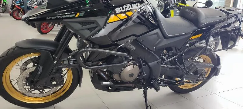 DL VSTROM 1050XT