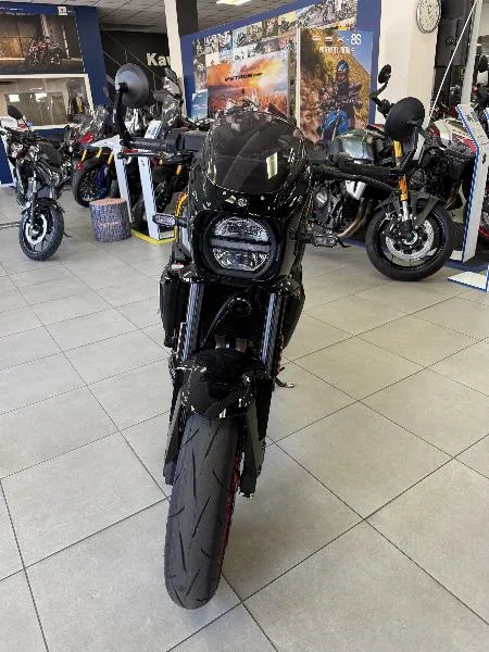 GSX8S