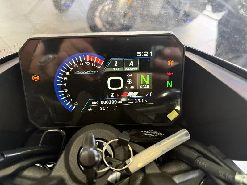 GSX8S