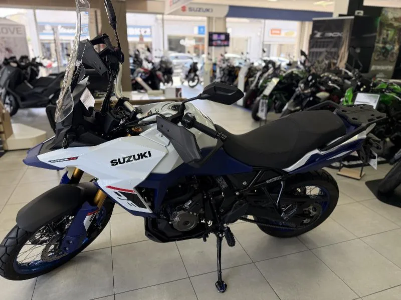 VSTROM 800DE