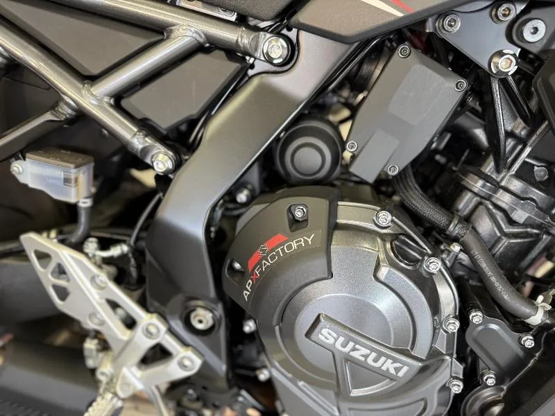 GSX8S