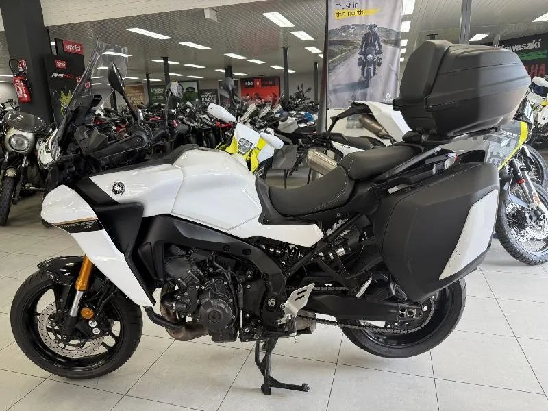 TRACER 9 GT