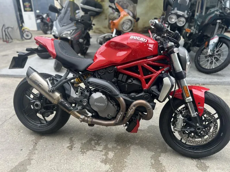 MONSTER 1200