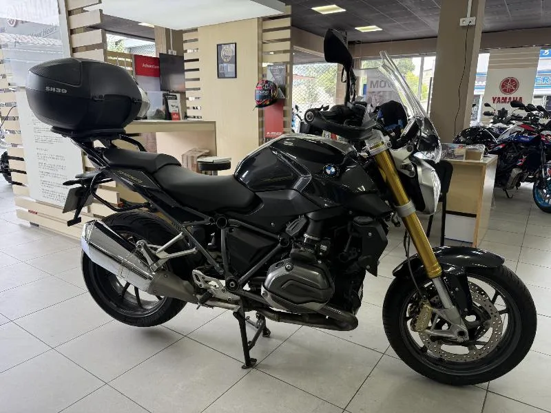 R 1200 R