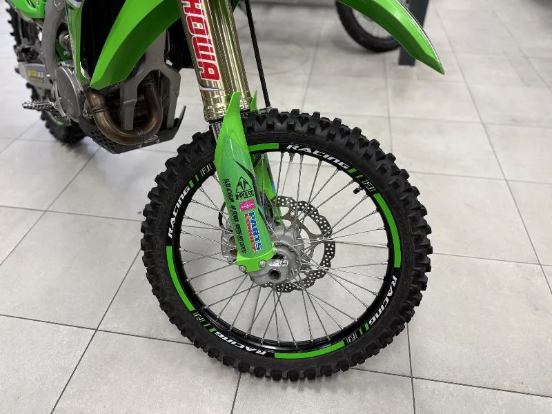 KXF 450