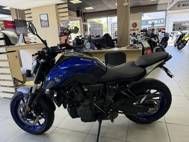 MT07