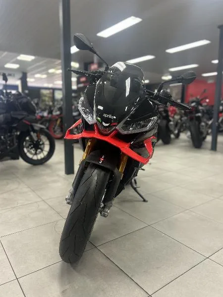 TUONO 1100 V4 FACTORY