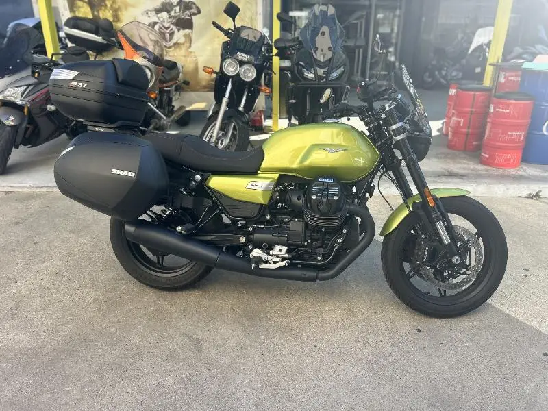 V7 SPORT 850 2025