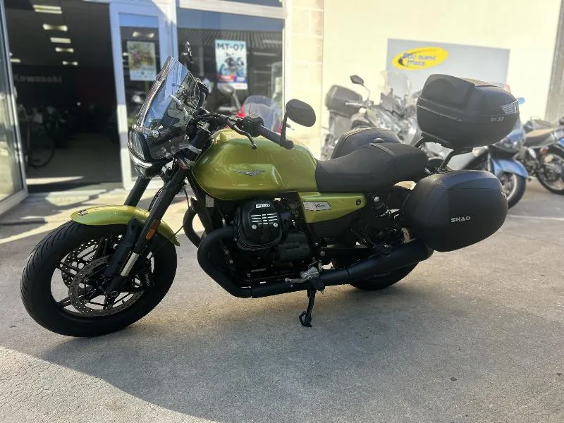 V7 SPORT 850