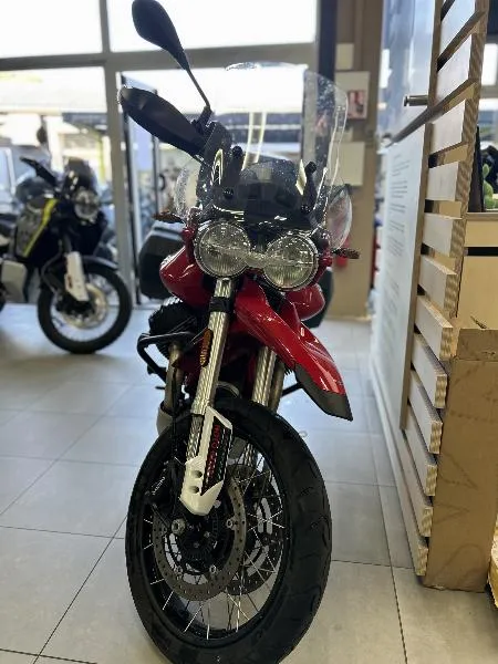 V85 TT 850